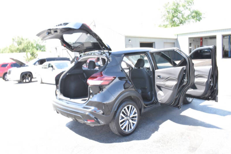 2021 Nissan Kicks SV