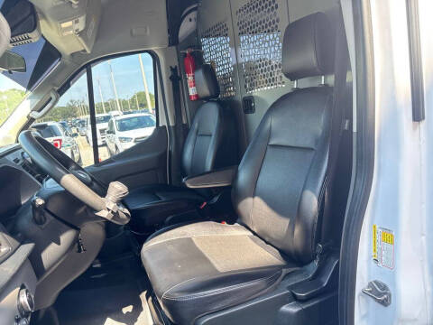 2023 Ford Transit 250