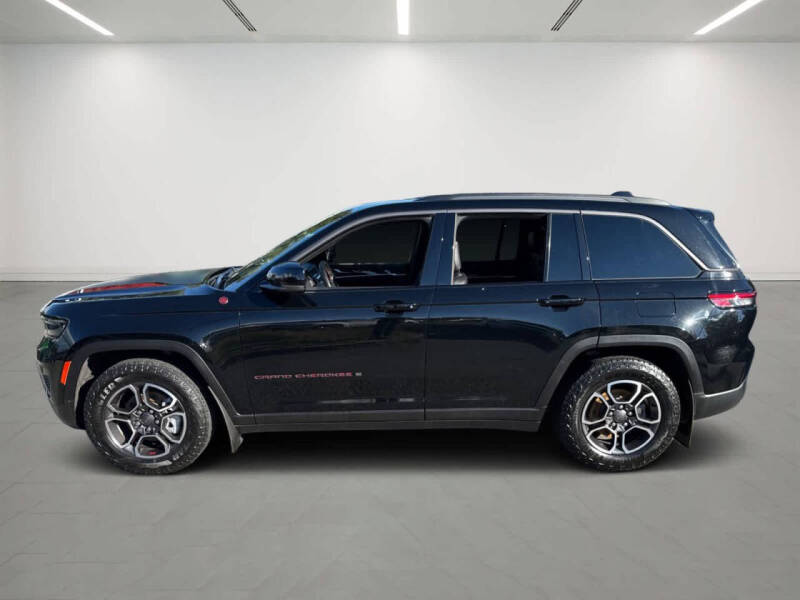 2022 Jeep Grand Cherokee Trailhawk