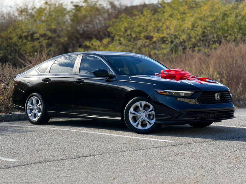 2024 Honda Accord LX's photo