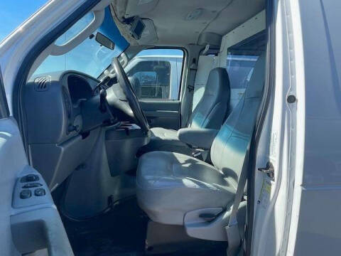 2006 Ford E-Series E-350 SD