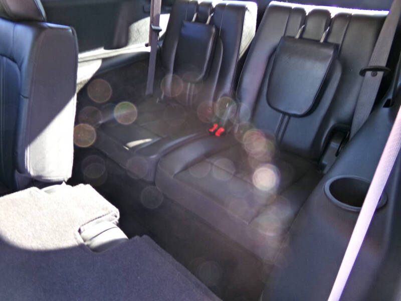 2019 Lincoln MKT Reserve