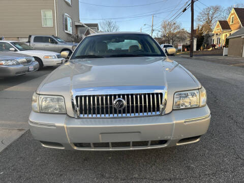 2009 Mercury Grand Marquis LS
