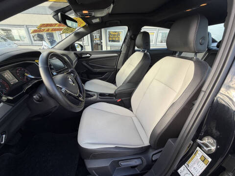 2021 Volkswagen Jetta R-Line