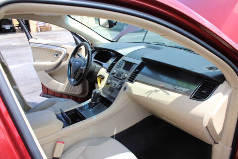 2014 Ford Taurus SEL