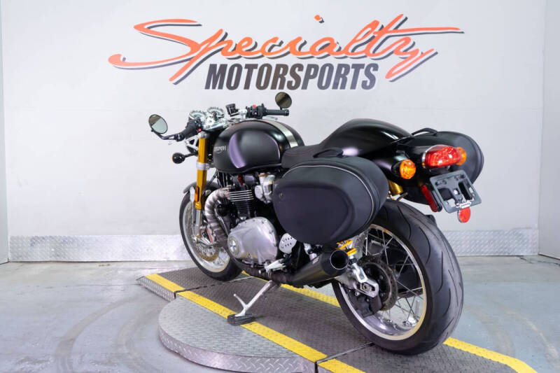 2016 Triumph Thruxton 1200