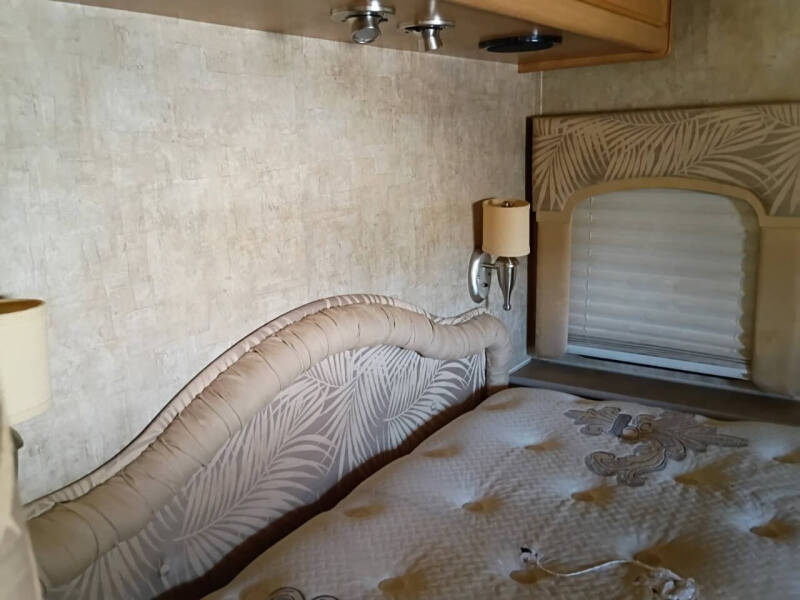 2008 Ford Bounder