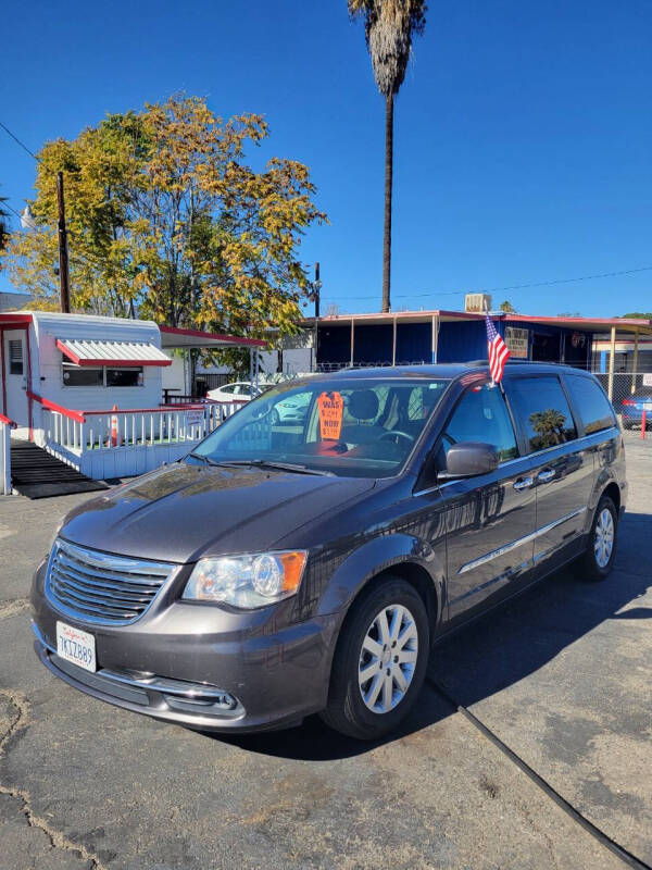 2015 Chrysler Town & Country Touring