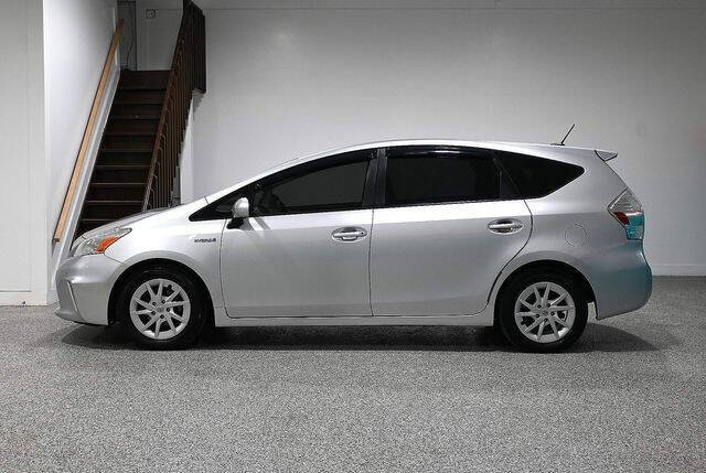 2013 Toyota Prius v Three