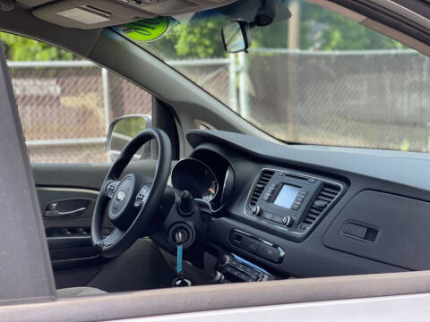 2016 Kia Sedona LX