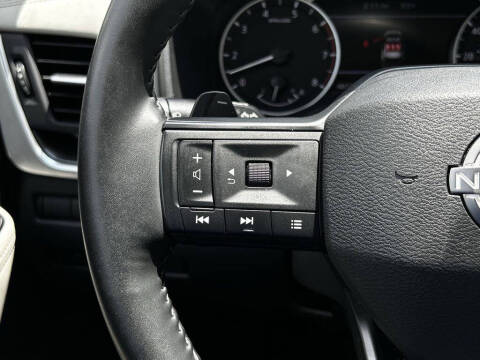 2025 Nissan Rogue SV