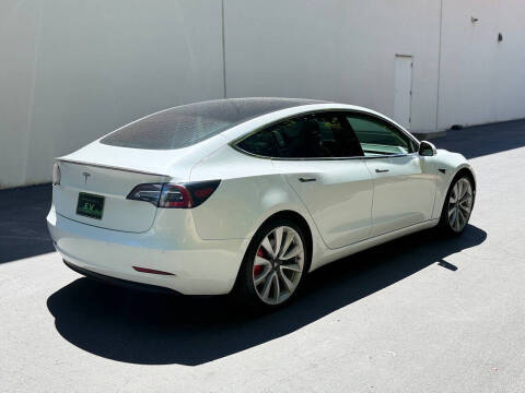 2018 Tesla Model 3 Performance