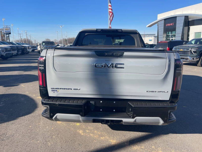 2024 GMC Sierra EV Denali Edition 1
