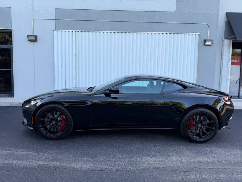 2018 Aston Martin DB11 V12