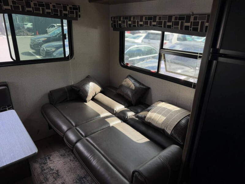 2019 Keystone RV Coleman 202rd