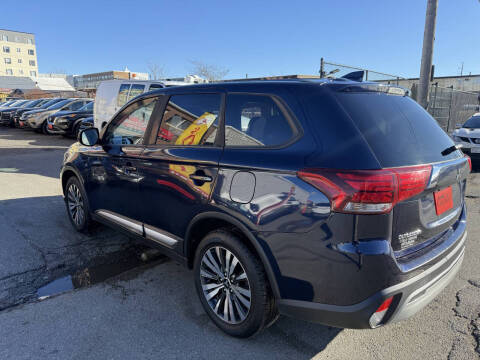 2020 Mitsubishi Outlander SEL