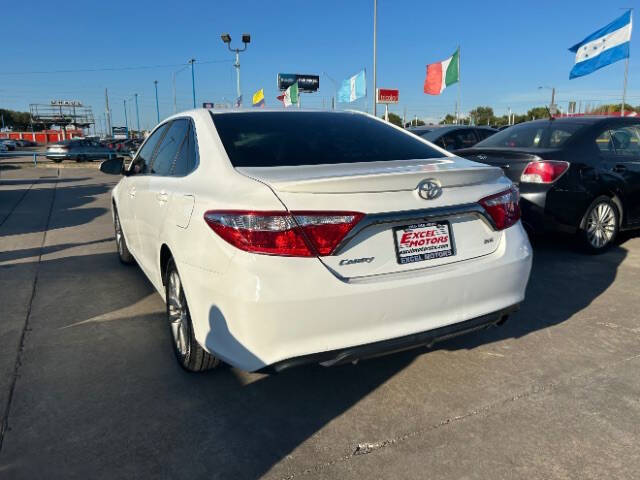 2017 Toyota Camry SE