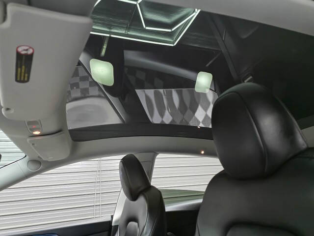 2025 Tesla Model Y Long Range