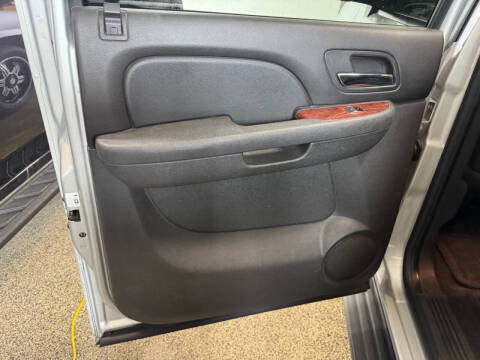 2011 Chevrolet Avalanche LS