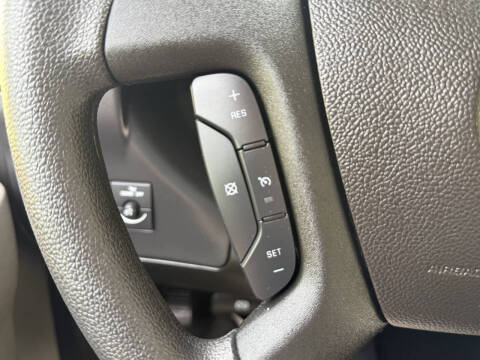 2025 Chevrolet Express LT 3500