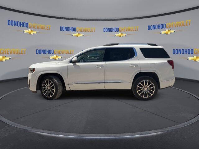 2023 GMC Acadia Denali