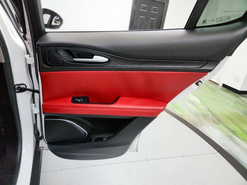 2019 Alfa Romeo Stelvio