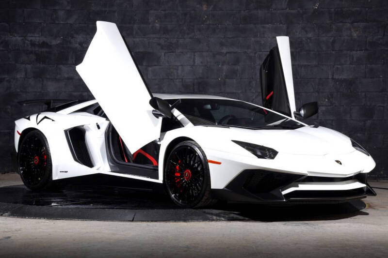 2016 Lamborghini Aventador LP 750-4 SV