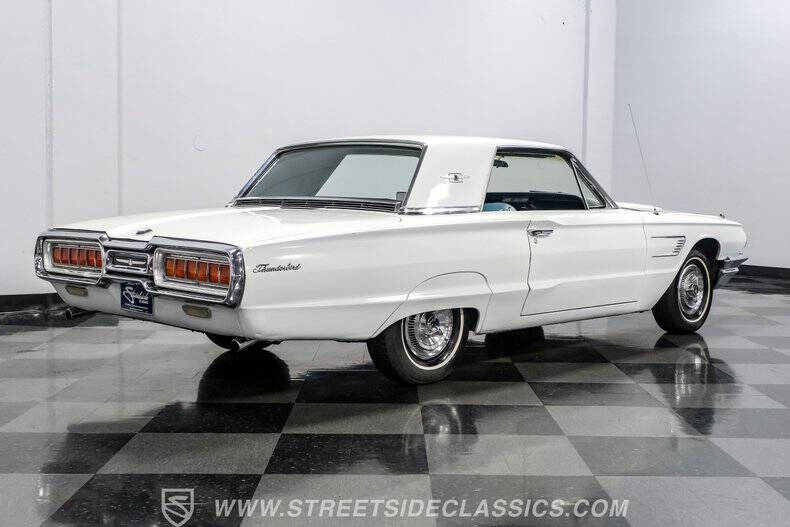 1965 Ford Thunderbird