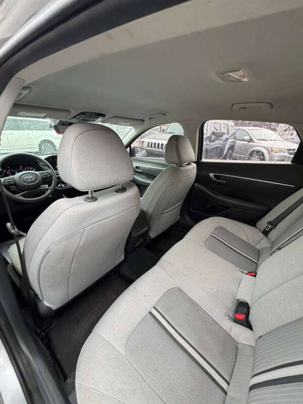 2022 Hyundai Sonata SE