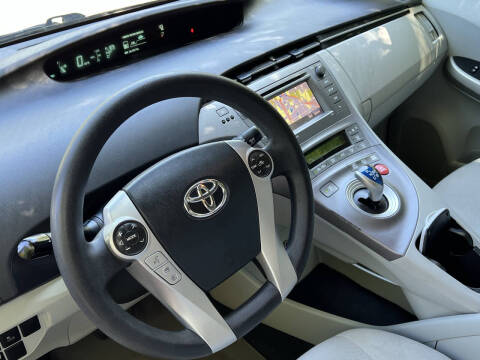 2015 Toyota Prius Three