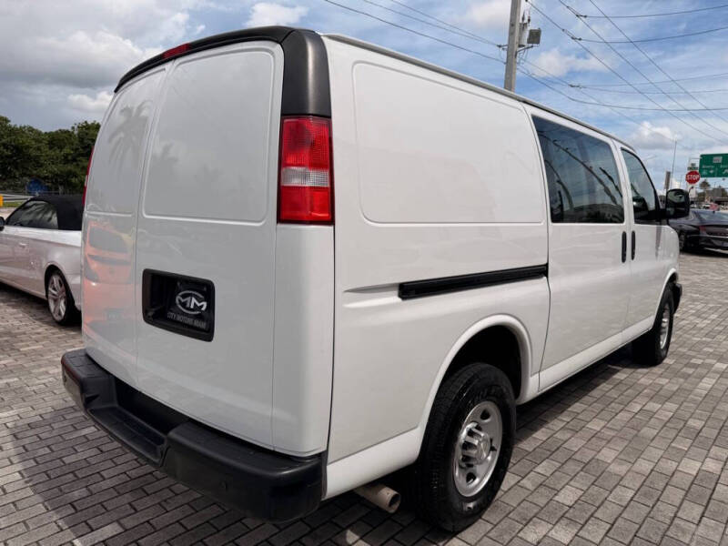 2021 Chevrolet Express 2500