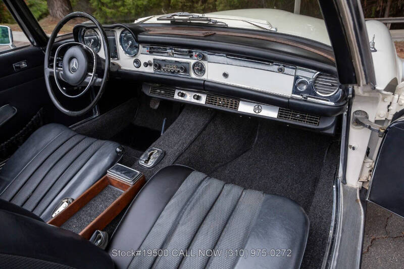 1967 Mercedes-Benz SL-Class
