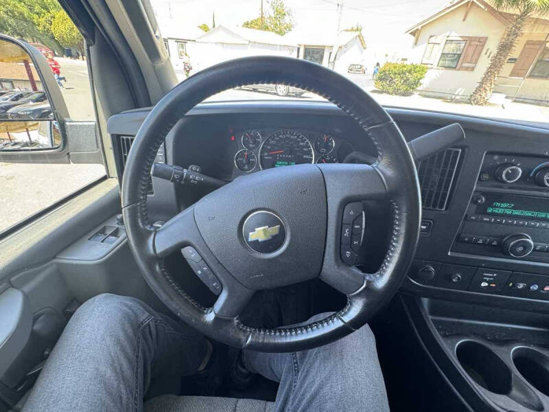 2022 Chevrolet Express 3500