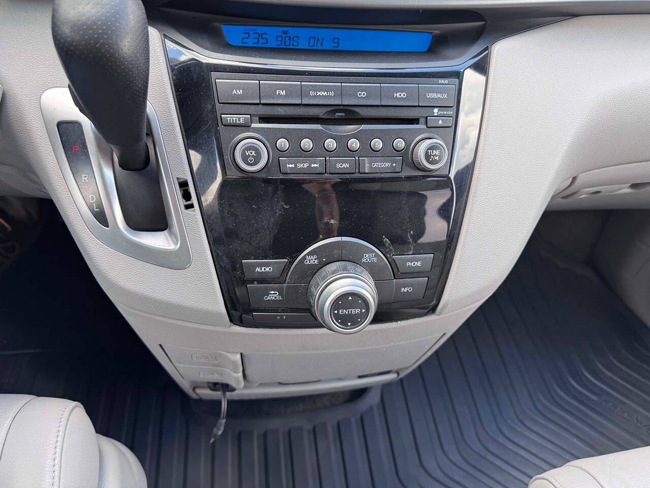 2011 Honda Odyssey 11