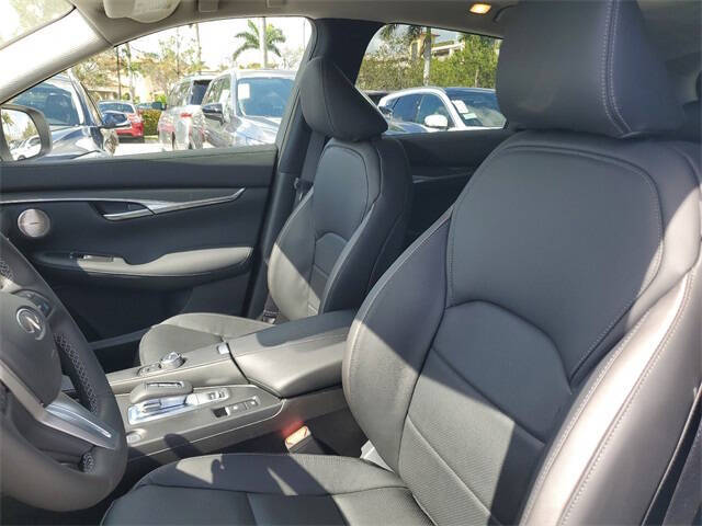 2025 Infiniti QX50 Luxe