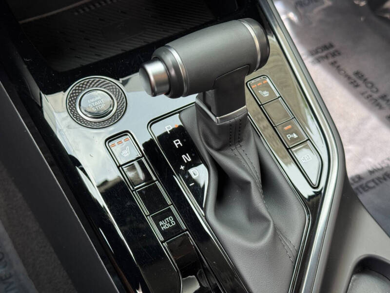 2024 Kia Niro EX
