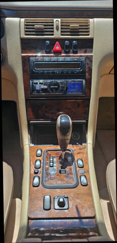 2001 Mercedes-Benz E-Class E 320