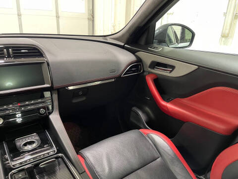 2020 Jaguar F-PACE S