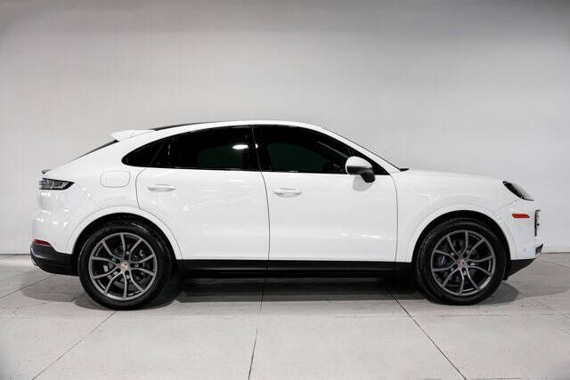 2024 Porsche Cayenne Coupe