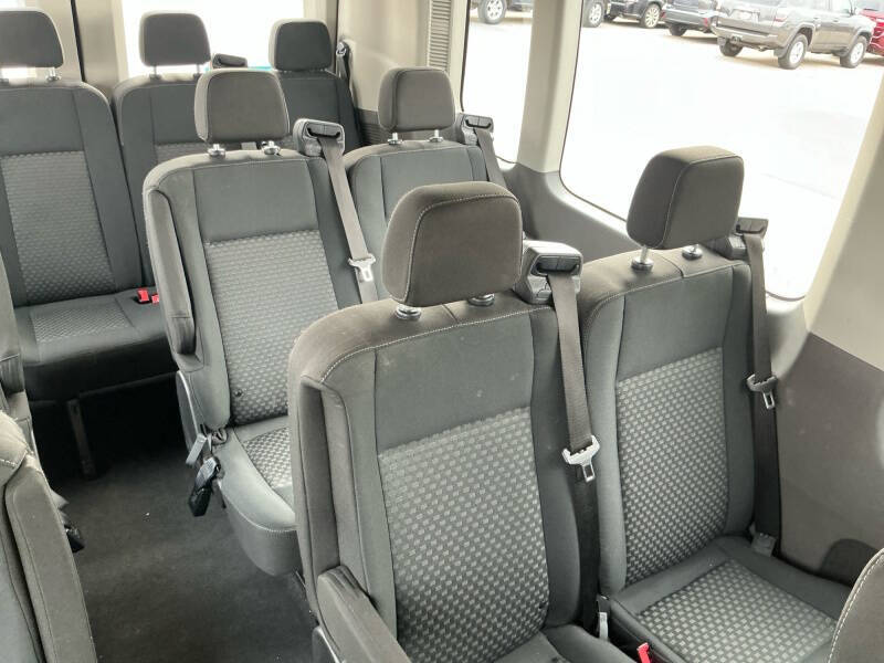 2023 Ford Transit 350 XLT