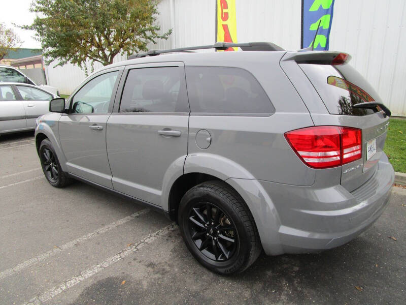 2020 Dodge Journey SE Value