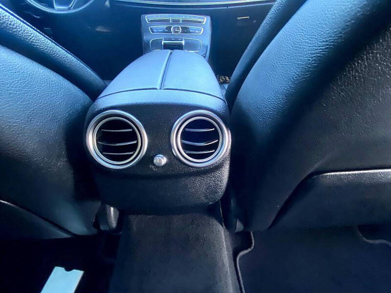 2018 Mercedes-Benz E-Class E 300