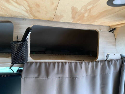 2011 Ford Transit Connect XLT Premium