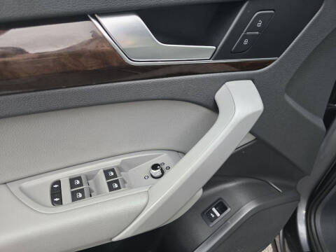 2019 Audi Q5 quattro Premium 45 TFSI