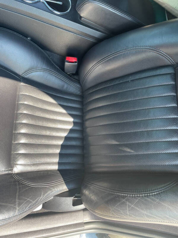 2005 Ford Thunderbird Deluxe