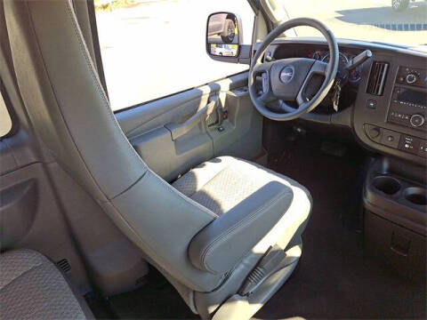 2025 GMC Savana LT 2500