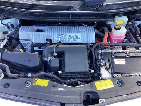 2014 Toyota Prius Two