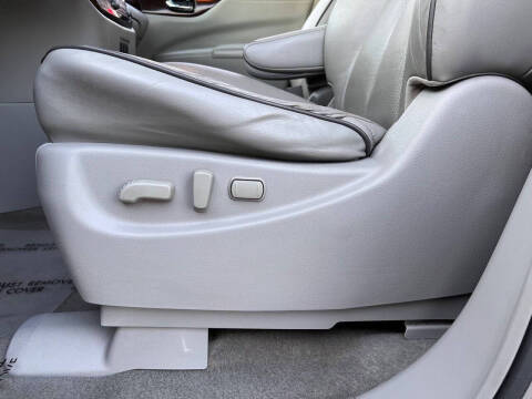 2012 Nissan Quest 3.5 LE