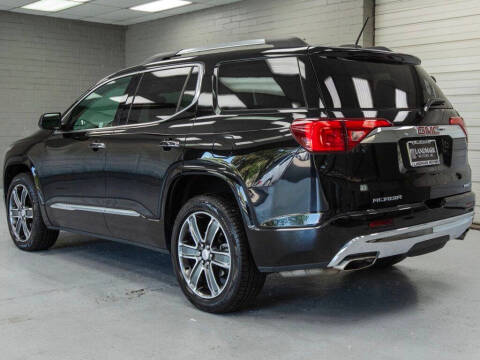 2017 GMC Acadia Denali
