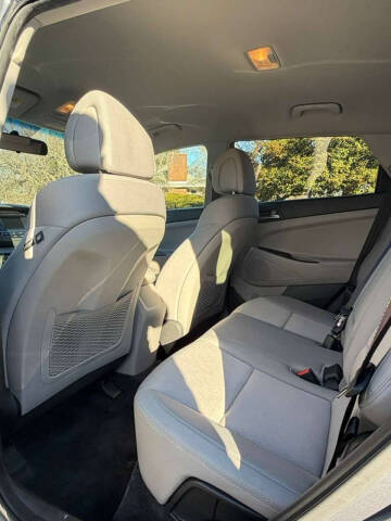 2017 Hyundai Tucson SE